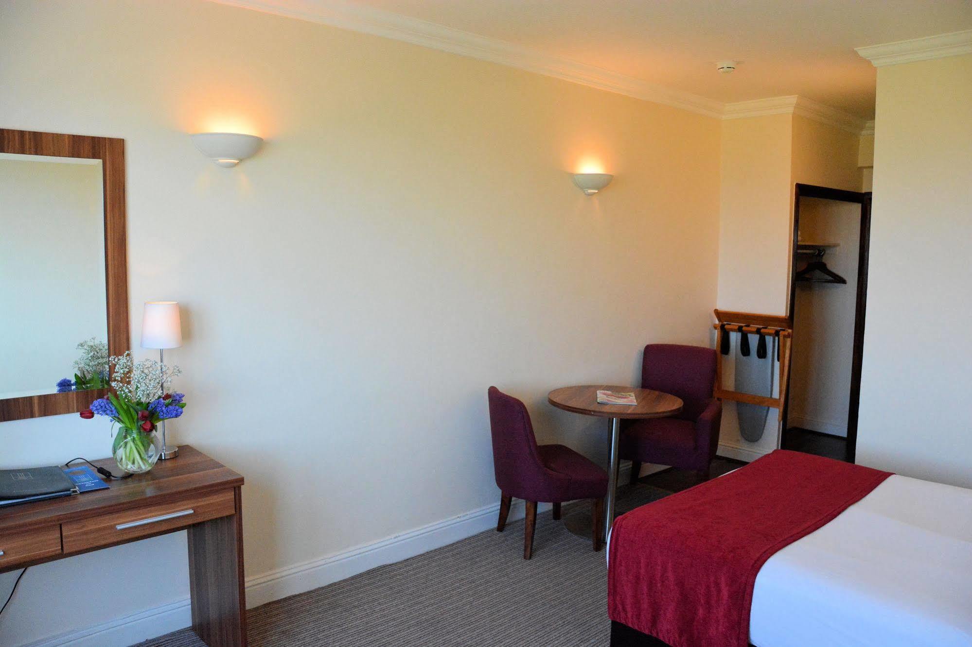 Maldron Hotel Merrion Road 都柏林 外观 照片