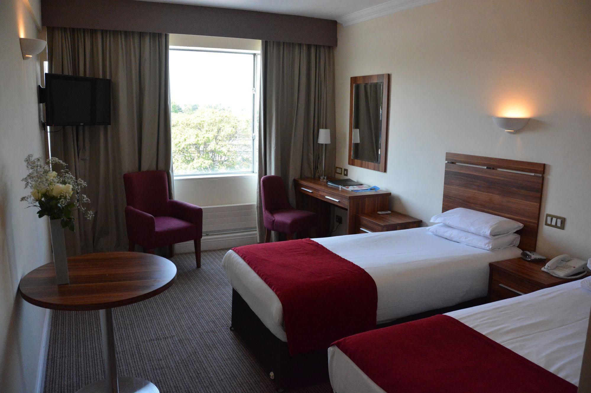 Maldron Hotel Merrion Road 都柏林 外观 照片